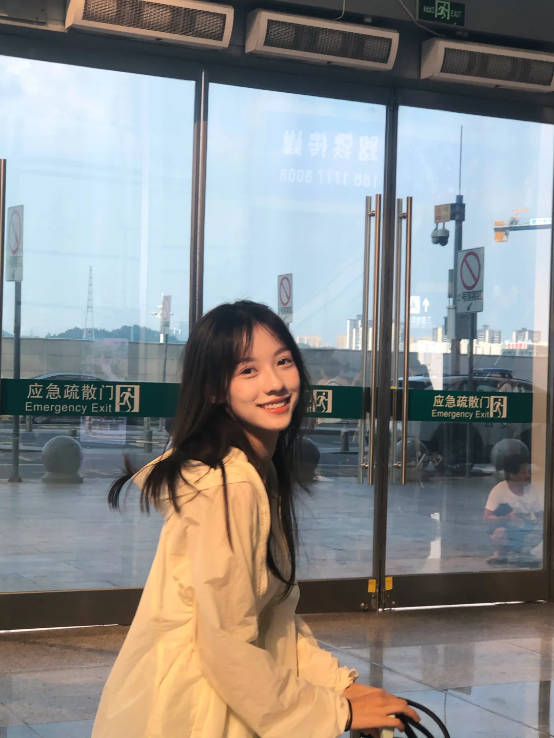 大猫的3号女友来机场了呢